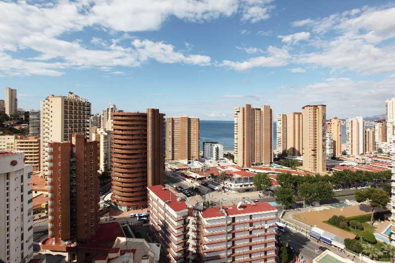 Dynastic Rooms Apartments Benidorm Bagian luar foto